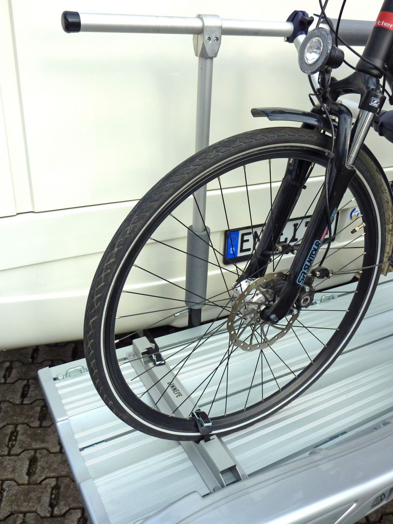 Linnepe Fahrradhalter Basic für Lastenträger SlidePort ~ 87 794