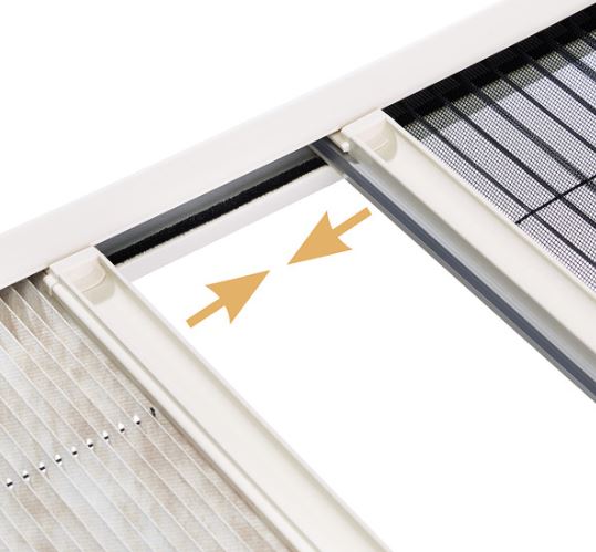 Seitz-S7P-Car-Plissee-913-x-422-Detail Als Einheit oder separat stufenlos verstellbar