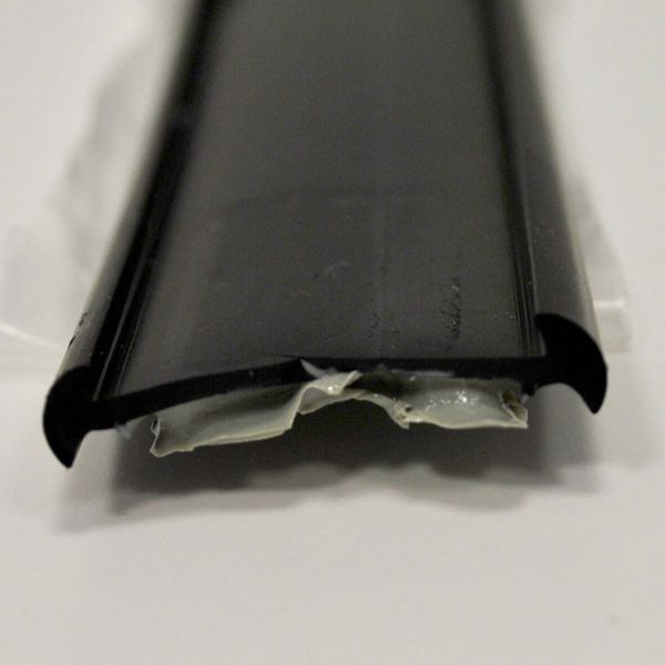 Estorfer Gummiunterlage für Profilschiene, Länge 20 m, schwarz ~ 211/004